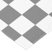 Klassisches graues Schachbrettmuster Tischdecke (Schrägansicht)