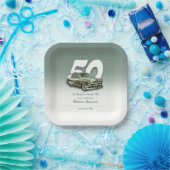 Klassisches grünes Auto wird 50 Pappteller (Party)