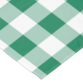 Klassisches grünes Gingham-Nahtlosmuster Tischdecke (Schrägansicht)