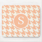 Klassisches Hahnentrittmuster Peachy Coral & White Mousepad (Vorne)