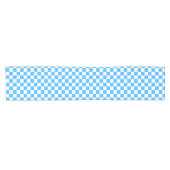Klassisches hellblaues Schachbrettmuster Kurzer Tischläufer (Horizontal)