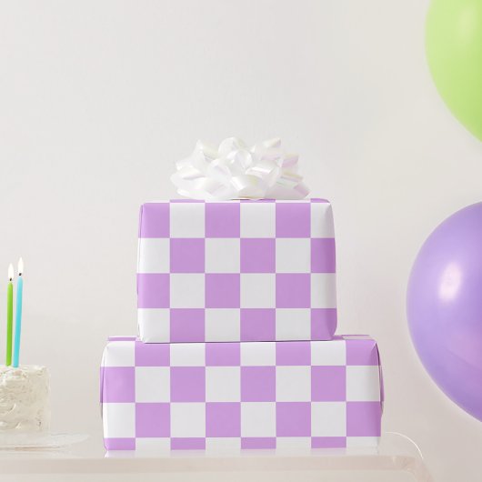 Klassisches helllila Schachbrettmuster  Geschenkpapier