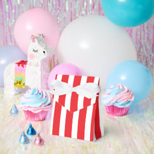 Klassisches hellrotes und weißes gestreiftes große geschenkschachtel