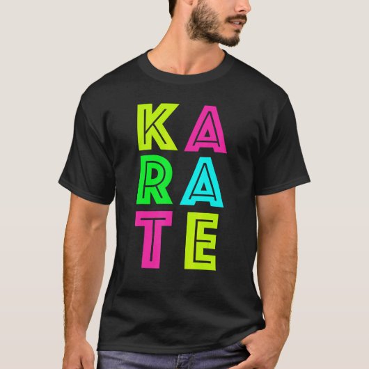 Klassisches Karate-Schwarzgürtel-Gi-Uniform Karate T-Shirt (Vorderseite)