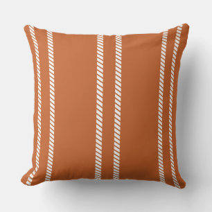 Klassisches Kissen mit verbranntem Orange und Stre