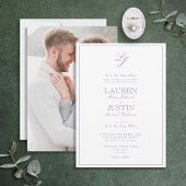 Klassisches Lavendel-Script Monogram-Foto Hochzeit Einladung