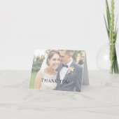 Klassisches Minimalistisch geklapptes Foto an der Dankeskarte (Vorderseite)