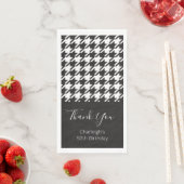 Klassisches modernes Schwarz-Weiß-Hahnentrittmuste Serviette (Beispiel)