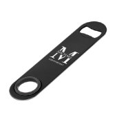 Klassisches personalisiertes Patenmonogramm und Na Speed Flaschenöffner (Vorderseite Schrägansicht)
