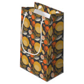 Klassisches Retro Blumenmuster Kleine Geschenktüte (Rückseite Schrägansicht)