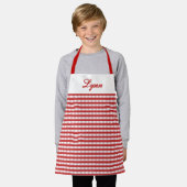 Klassisches Rot-Weiß Gingham | Personalisierter Na Schürze (Getragen)