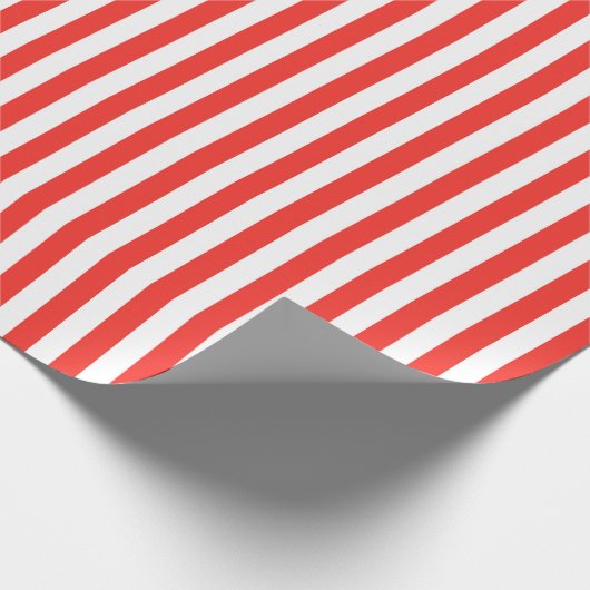 Klassisches rotes Streifenmuster Geschenkpapier (Ecke)