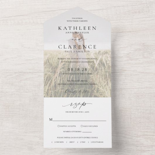 Klassisches Schwarz-Weiß-Foto Elegante Hochzeit All In One Einladung (Innen Boden)