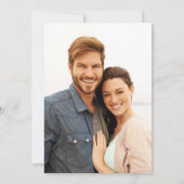 Klassisches Schwarz-Weiß-Monogramm-Foto Einladung (Rückseite)