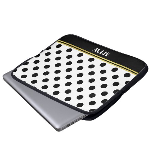 Klassisches Schwarz-Weiß-Punktmuster und Monogramm Laptopschutzhülle (Vorne Knopf)