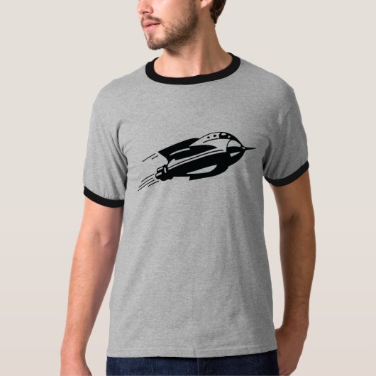 Klassisches schwarzes stämmiges Shirt (Vorderseite)