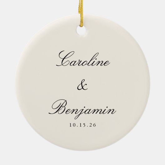 Klassisches Skript Elegant Ivory Wedding Custom Keramik Ornament (Hinten)