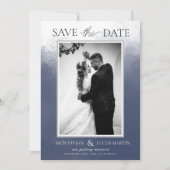 Klassisches Smokey Navy Blue Foto Save the Date Einladung (Vorderseite)
