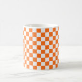 Klassisches visuelles Lachs-Karo  Kaffeetasse (Mittel)