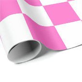 Klassisches visuelles rosa Schachbrettmuster  Geschenkpapier (Rolleneckpunkt)