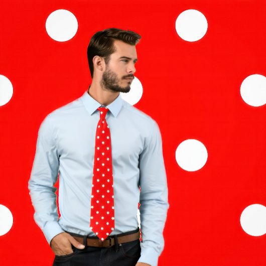 Klassisches White Polka Dot Muster auf der Roten K Krawatte
