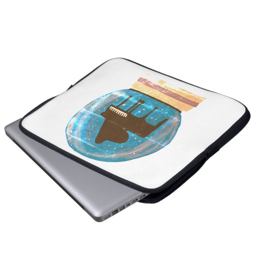 Klavier in einem Schneeglobe Laptopschutzhülle (Vorne Knopf)
