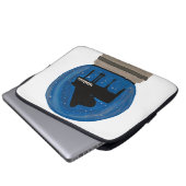 Klavier in einem Schneeglobe Laptopschutzhülle (Vorne Knopf)