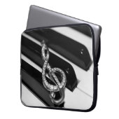 Klavier mit GClef Laptopschutzhülle (Vorderseite Links)