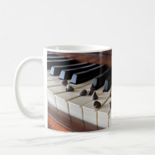 Klavier und Schokoladensplitter (11oz) Kaffeetasse