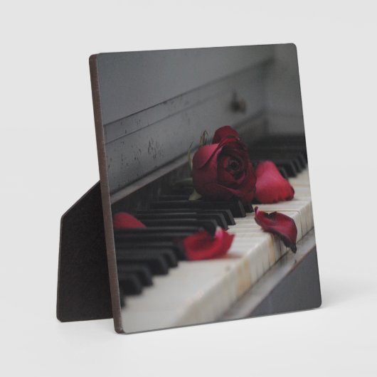 Klaviertasten mit Rote Rose Fotoplatte (Vorderseite)