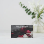 Klaviertasten mit Rote Rose Visitenkarte (Stehend Vorderseite)