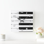 Klaviertasten mit Zahlen Quadratische Wanduhr (Zuhause)