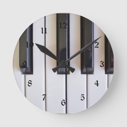Klaviertasten Runde Wanduhr (Vorderseite)