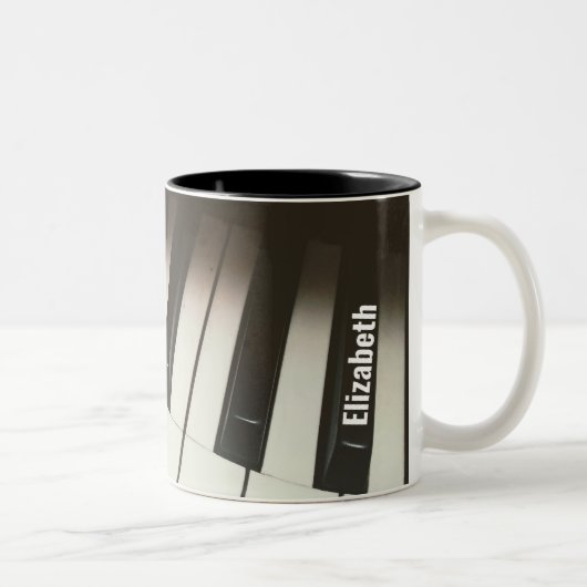 Klaviertasten - Stilvolles Schwarz-Weiß-Foto Zweifarbige Tasse (Rechts)