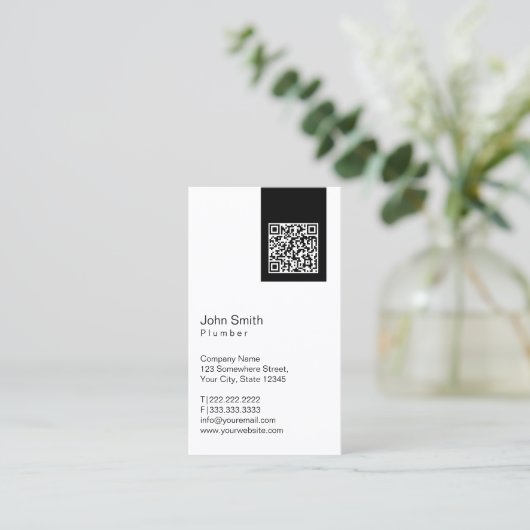 Kleben des Minimalistischen QR-Codes für das Schwa Visitenkarte (Stehend Vorderseite)
