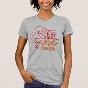 Kleben Sie den Hexenschalter auf T-Shirt
