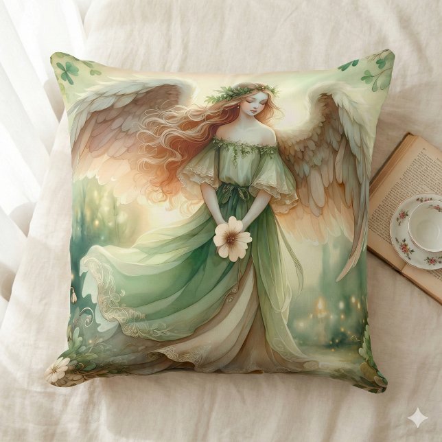 Klee-Serenity-Engel Kissen (Clover Serenity Angel Throw Pillow Mockup A)