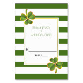 Klee und grüne Streifen Irish Hochzeitsbegleitkart Tischnummer (Vorderseite)