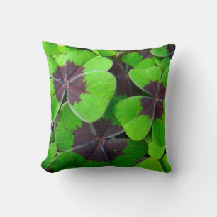 Kleeblatt-Blätter - Rot und Grün - Klee - Oxalis Kissen