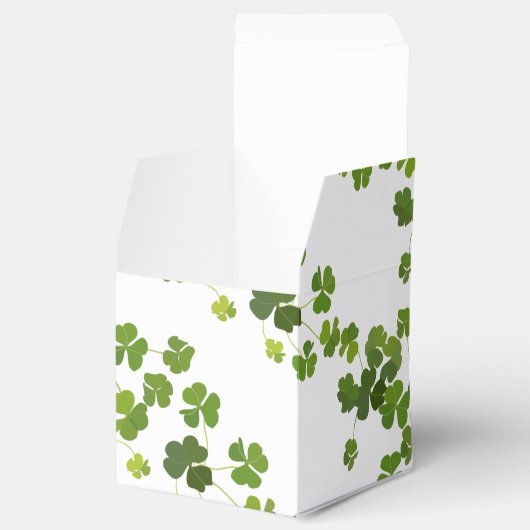 Kleeblatt-Bouquet, Patrick-Tag Geschenkschachtel (Geöffnet)