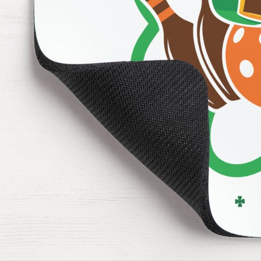 Kleeblatt Bowling Bowler St. Patricks Day Mousepad (Ecke)