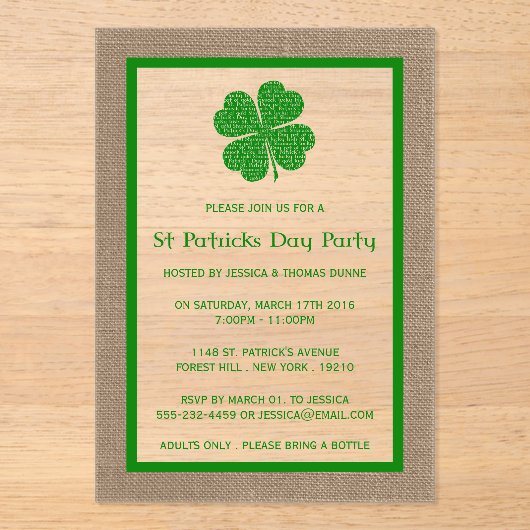 Kleeblatt & Burlap St. Patrick's Day Acryleinladungen (Vorderseite)