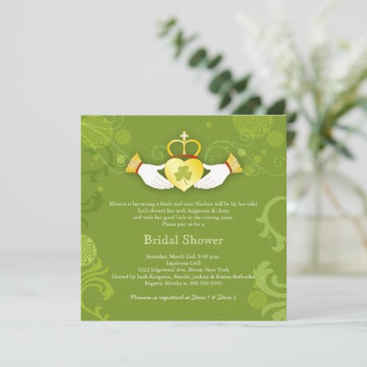 Kleeblatt Claddagh Heart Irish Brautparty Einladung (Stehend Vorderseite)