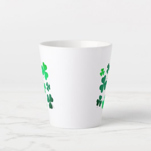 Kleeblatt Clover Leaf Irland Irish Modern Elegant Milchtasse (Vorderseite)