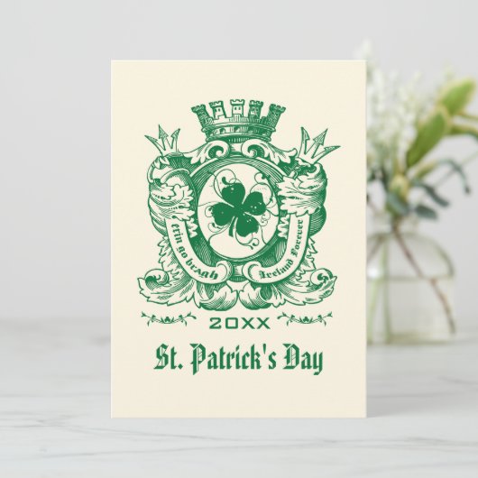 Kleeblatt Coat of Arm St. Patrick's Day Party Einladung (Stehend Vorderseite)