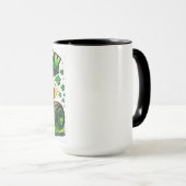 "Kleeblatt Crusher: Bold Design with Celtic Edge" Tasse (VorderseiteRechts)