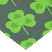 KLEEBLATT GREEN LEAF ST PATRICK'S Day Tischdecke (Schrägansicht)