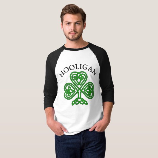 Kleeblatt Hooligan Funny St. Patrick's Day T-Shirt (Vorne ganz)