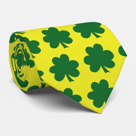 Kleeblatt Krawatte (Gerollt)