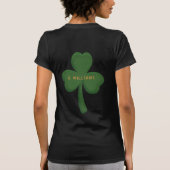 Kleeblatt mit Happy St Patricks Day Typografie T-Shirt (Rückseite)